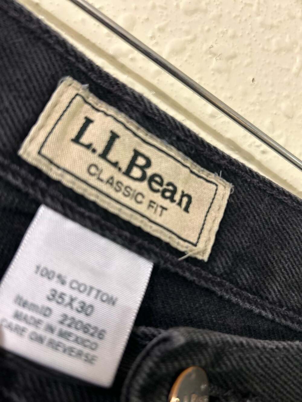 L.L. Bean Classic Fit Men's Black Denim Jeans 35x30